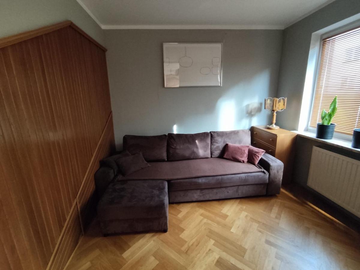 Classic Apartament Metro Kabaty Warsaw Ngoại thất bức ảnh