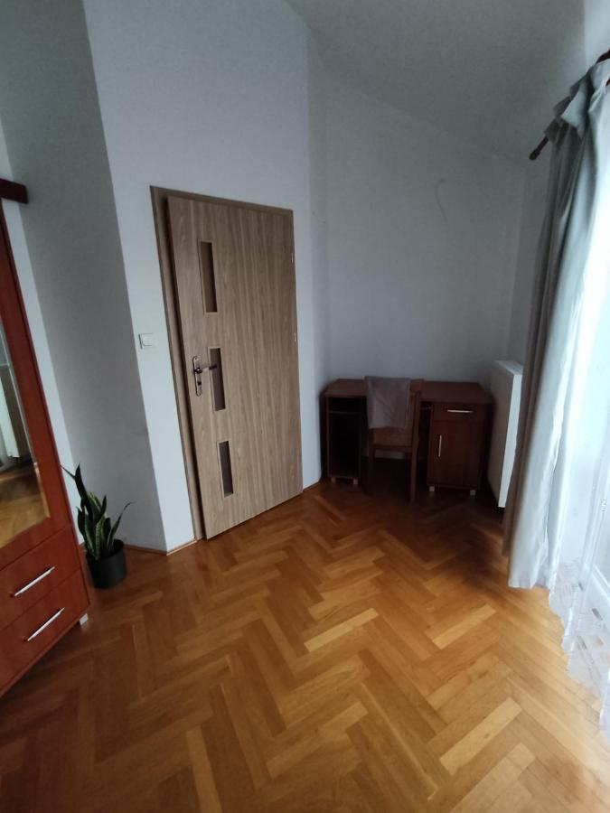Classic Apartament Metro Kabaty Warsaw Ngoại thất bức ảnh